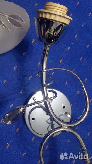 Светильник бра и плафон