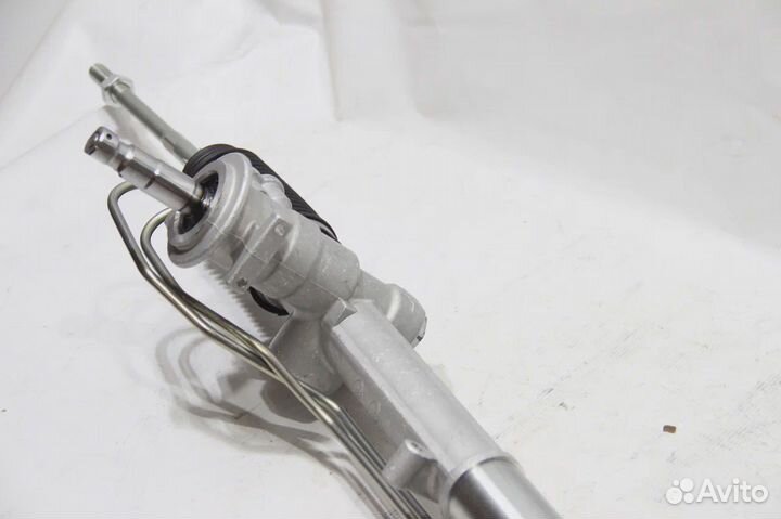 Рулевая рейка в сборе на Ford Fiesta V