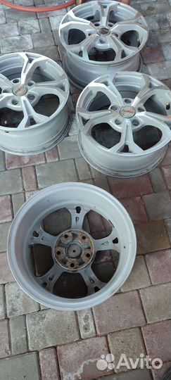 Литые диски r15 5x 114.3 Ниссан