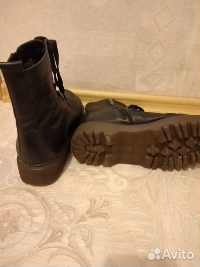 Зимняя обувь женская 38 размер бу