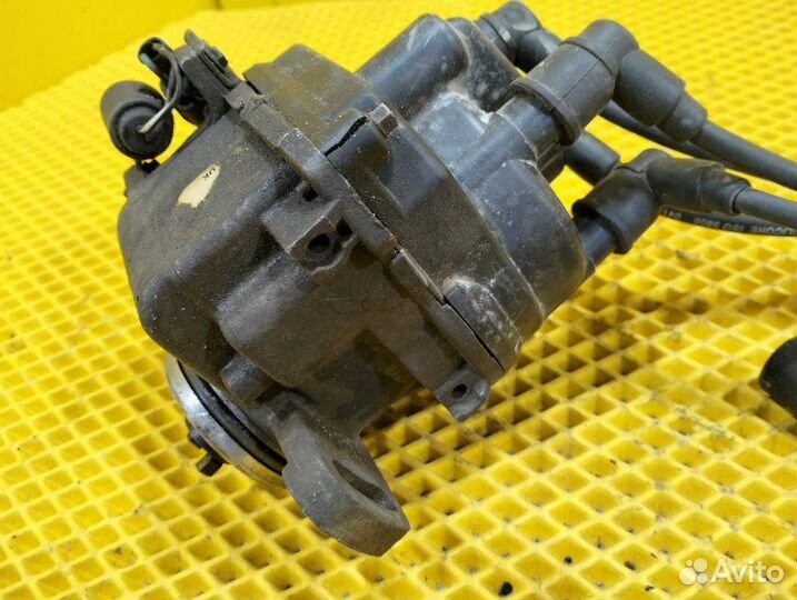 Трамблер Nissan Sunny N14 GA14DS 1992