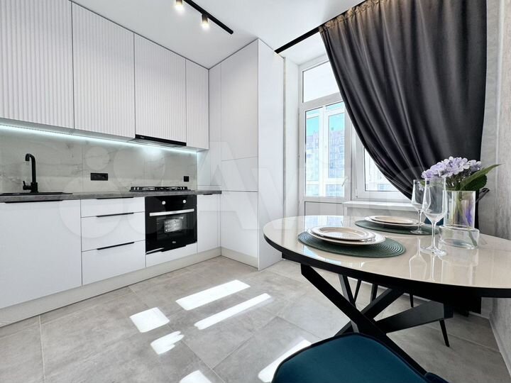 2-к. квартира, 50 м², 3/12 эт.