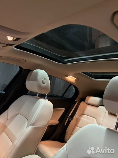 Mercedes-Benz GLA-класс 2.0 AMT, 2014, 48 300 км