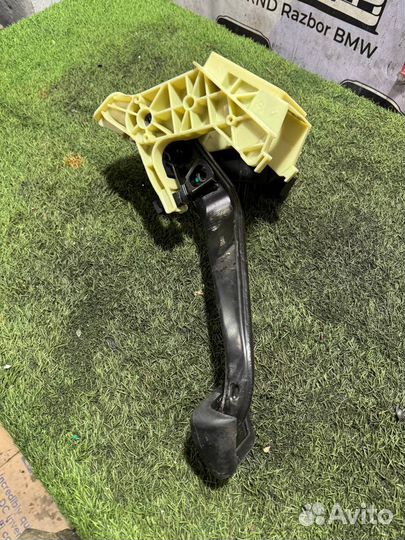 Педаль тормоза BMW X5 M E70 (2009 - 2011)