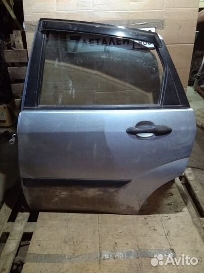 Дверь задняя левая Ford Focus 1 седан