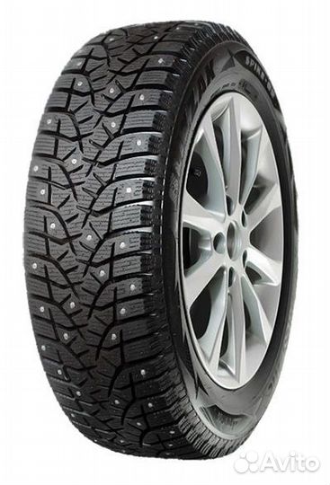 Bridgestone Blizzak Spike-02 215/55 R16 93T