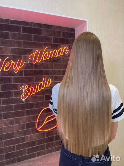 Наращивание волос, коррекция нарощенных волос