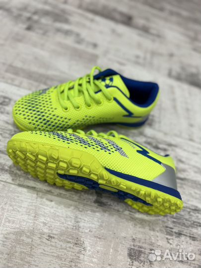 Бутсы футбольные сороконожки детские