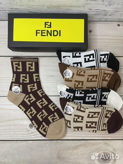 Носки женские Fendi 5 пар и коробка комплект