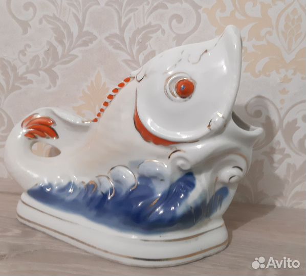 Фарфоровые салфетницы петух и курица, рыбка