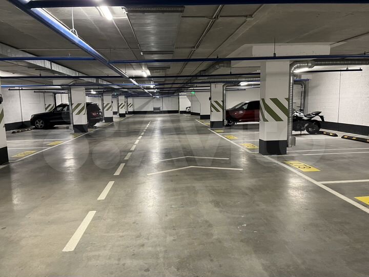 Машиноместо, 14 м²