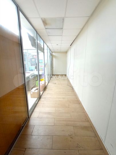 Сдам торговое помещение, 14 м²