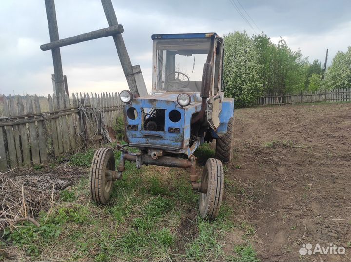 Трактор, 2000