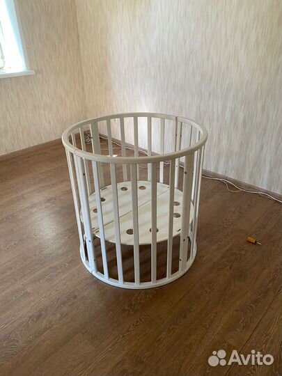 Детская овальная кроватка