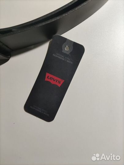 Мужской ремень levis