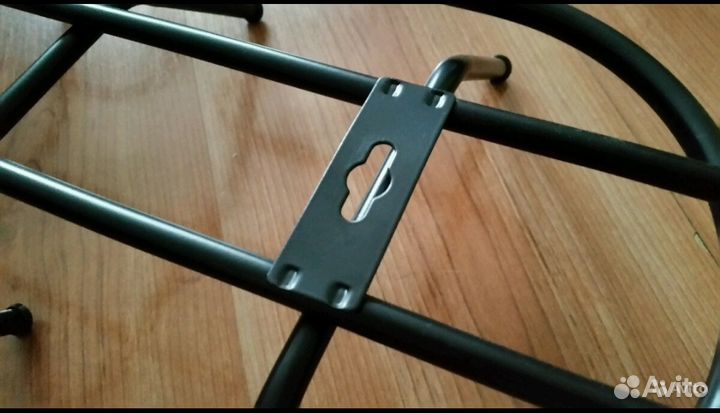 Вешалка настенная