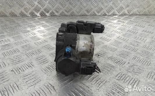 Дроссельная заслонка дизельная toyota RAV 4 ZSA3