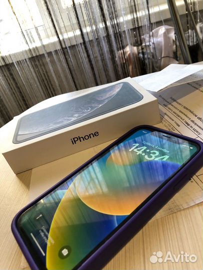 iPhone Xr, 64 ГБ