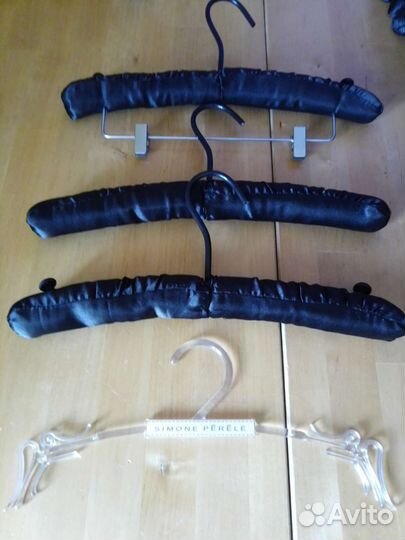 Вешалки плечики для одежды детские