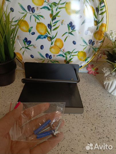 Держатель для телефона и бумаги