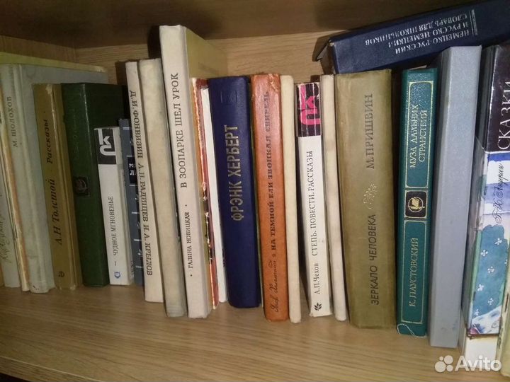 Книги разных жанров