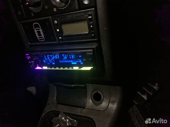 Магнитола аура веном