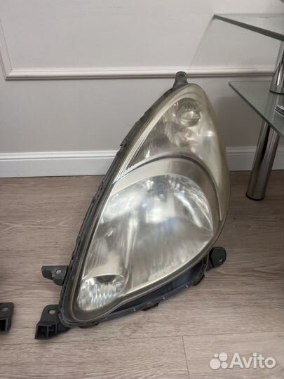 Передние фары toyota fun cargo рестайлинг