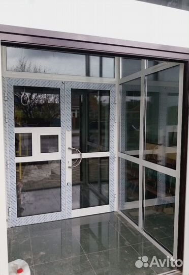 Безрамное остекление террас, веранд, балконов