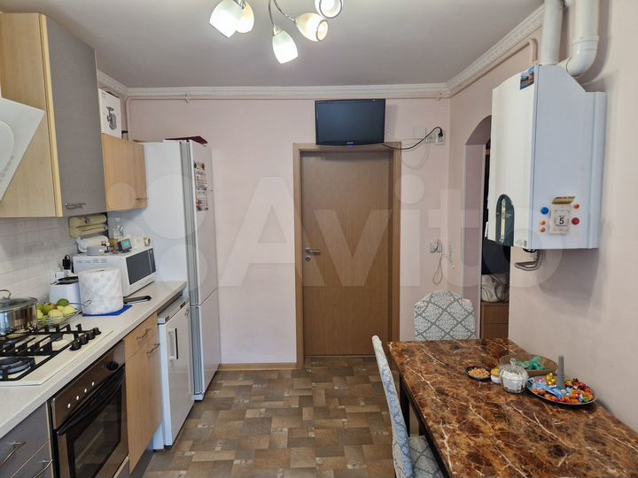 2-к. квартира, 40,7 м², 2/3 эт.