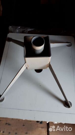 Подставки для елки