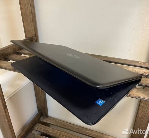 Шикарный ноутбук HP на SSD+коробка