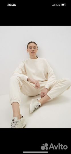 Спортивный костюм reebok женский