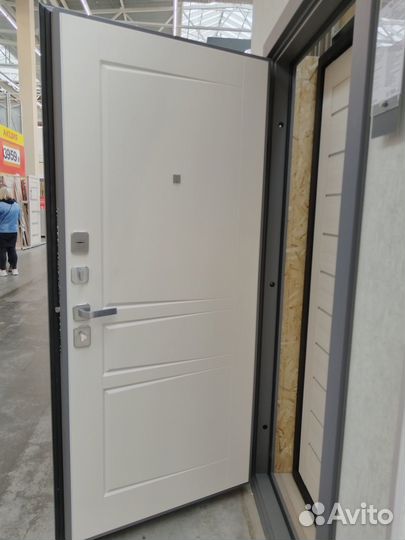 Дверь входная