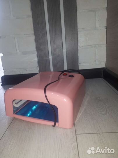 Лампа для ногтей