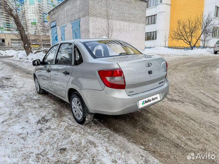 LADA Granta 1.6 МТ, 2012, 134 344 км