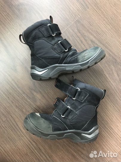 Ботинки Ecco 28