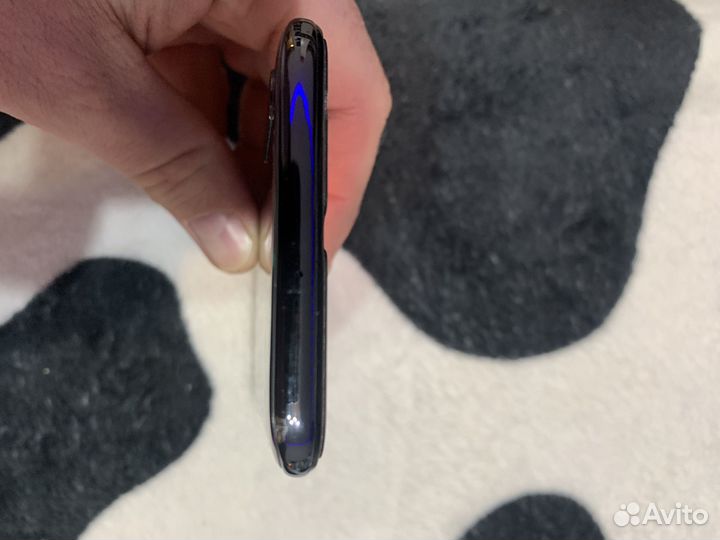 Samsung Galaxy A50, 4/64 ГБ