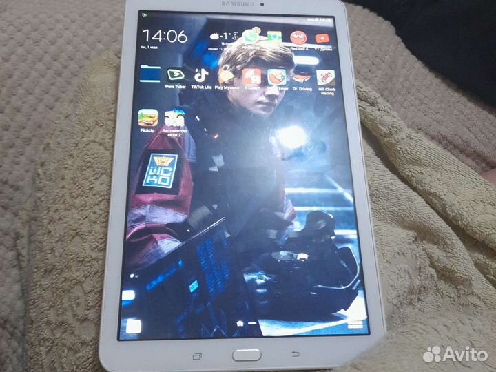 Планшет samsung sm t560