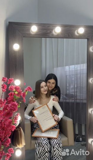 Наращивание волос и капсуляция