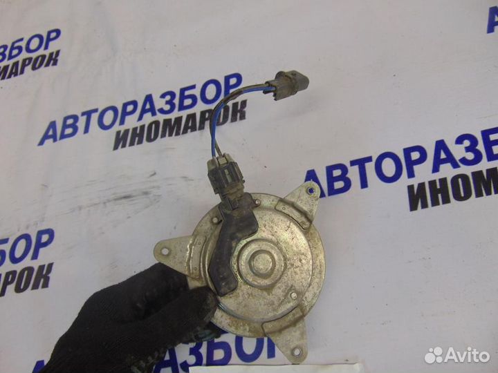 Моторчик вентилятора для Mitsubishi Outlander 2 XL