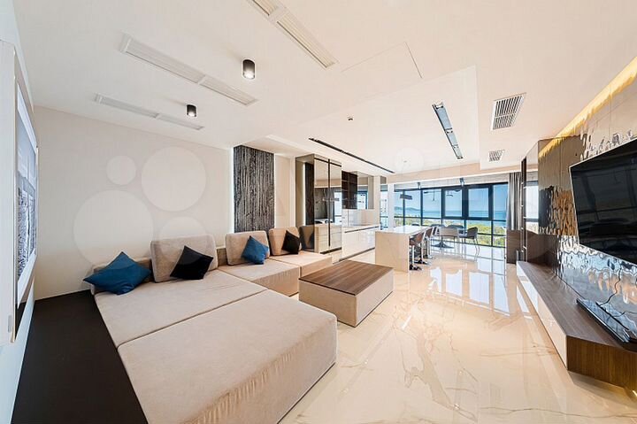 3-к. квартира, 200 м², 21/25 эт.