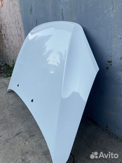 Капот LADA granta 1