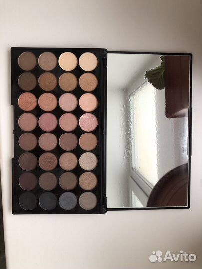 Тени для век revolution ultra eyeshadows 32