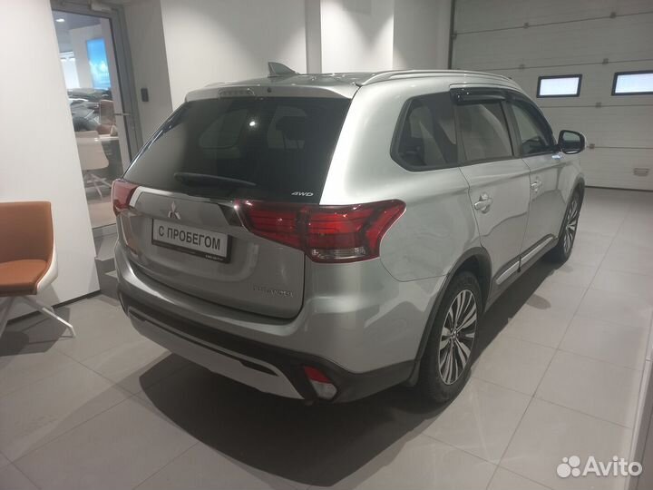 Mitsubishi Outlander 2.4 CVT, 2020, 98 949 км