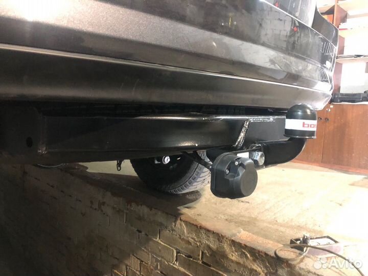 Фаркоп Тойота (Toyota) Fortuner 2015, кроме ком