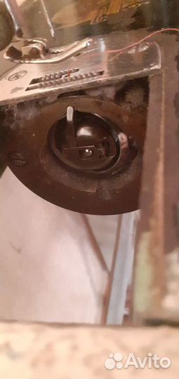 Швейная машинка Зингер