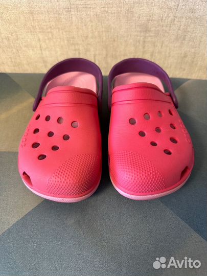 Сандалии Crocs размер J1 отличное состояние