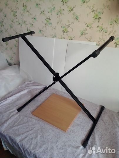 Стойка для синтезатора, подставка клавишная