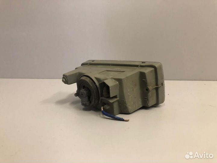 Фара противотуманная левая Toyota Land Cruiser J10