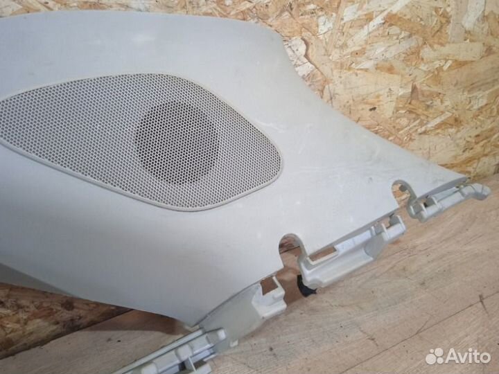 Обшивка багажника задняя правая Infiniti Fx S51